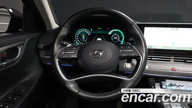 Hyundai Grandeur — Фото автомобиля 10