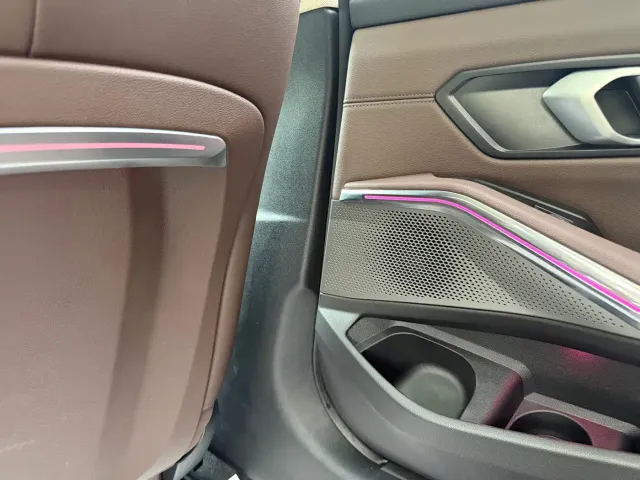 BMW 3 Series — Фото автомобиля 15