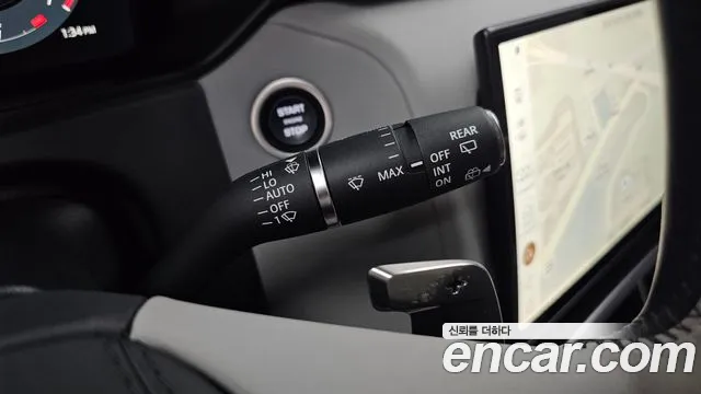 Land Rover Range Rover Velar — Фото автомобиля 29