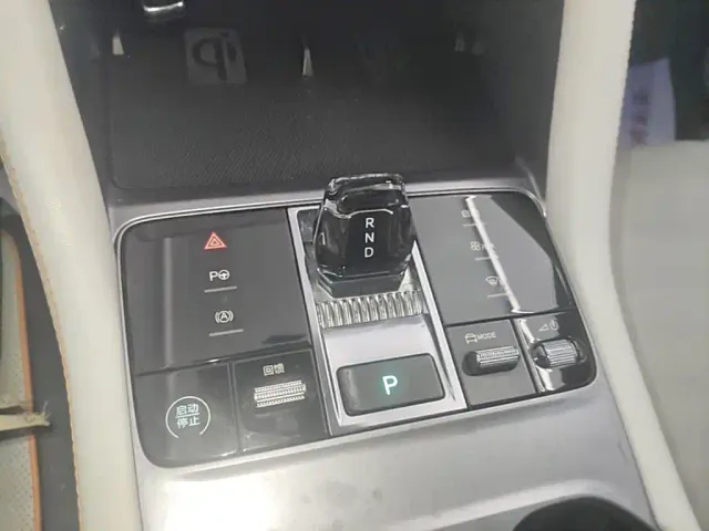 BYD Song PLUS — Фото автомобиля 13