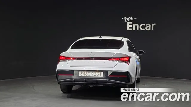 Hyundai AVANTE Новый Avante (CN7) — Фото автомобиля 4