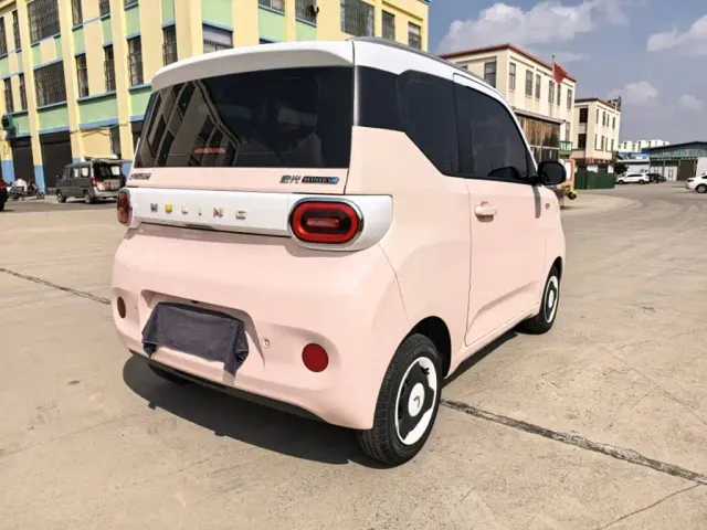 Wuling Hongguang Mini EV — Фото автомобиля 6