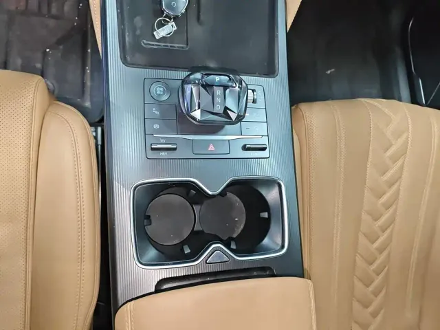 BYD Song L DM-i — Фото автомобиля 9