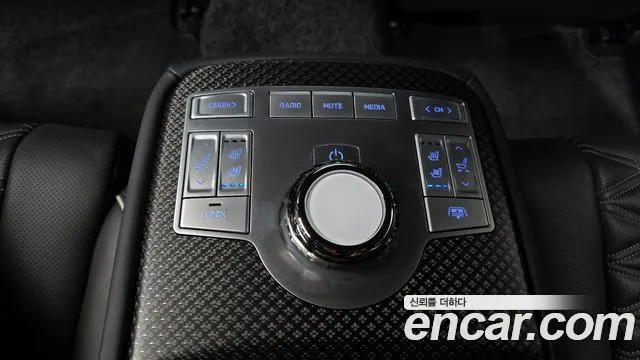 Genesis G80 Бензин 2.5 турбо AWD — Фото автомобиля 19