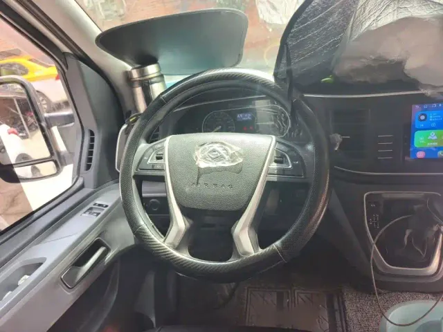 Maxus Xintu V80 — Фото автомобиля 2