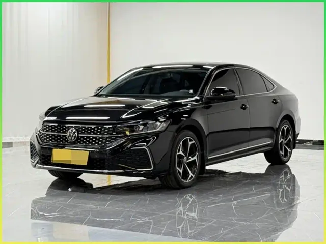 Фотография автомобиля — Volkswagen Passat