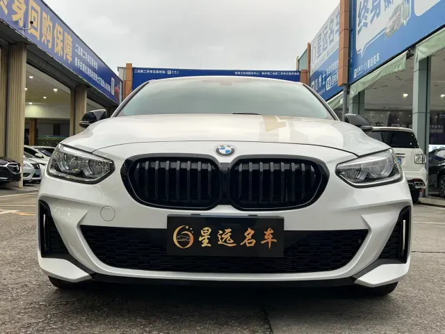 BMW 1 Series — Фото автомобиля 2