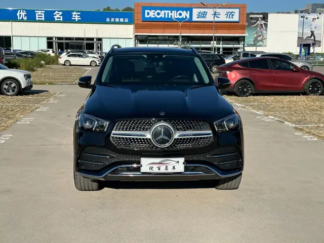Mercedes-Benz GLE-Class — Фото автомобиля 2