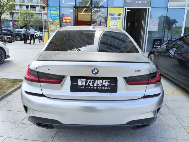 BMW 3 Series — Фото автомобиля 7