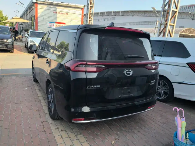 GAC Trumpchi M6 — Фото автомобиля 3