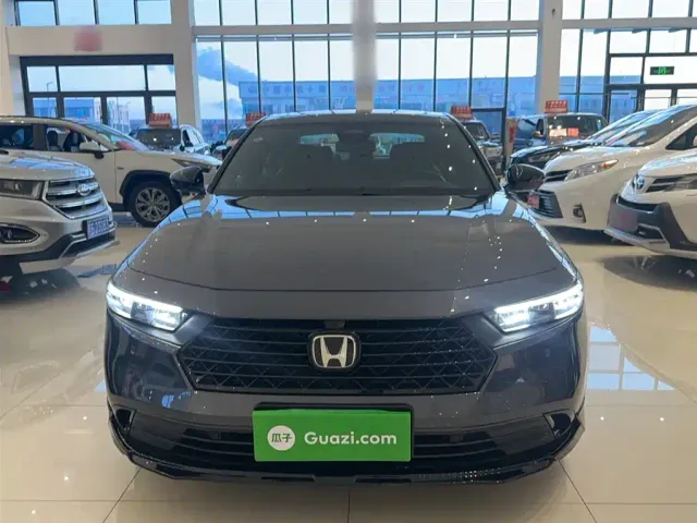 Honda Accord — Фото автомобиля 7