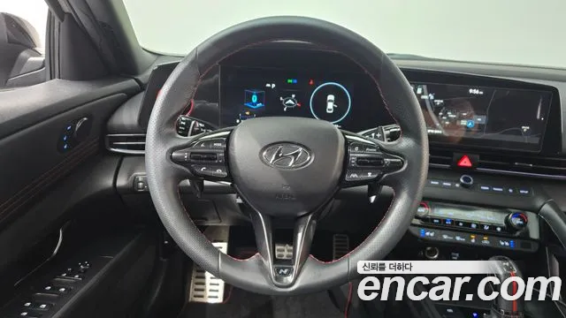 Hyundai Avante CN7 — Фото автомобиля 12