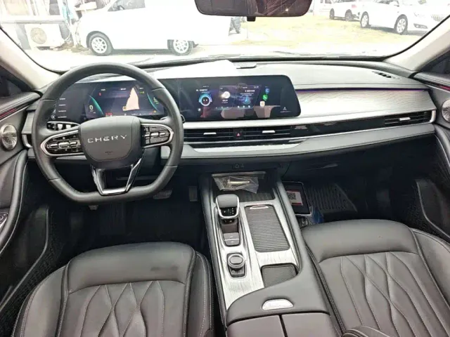 Chery Arrizo 8 — Фото автомобиля 9