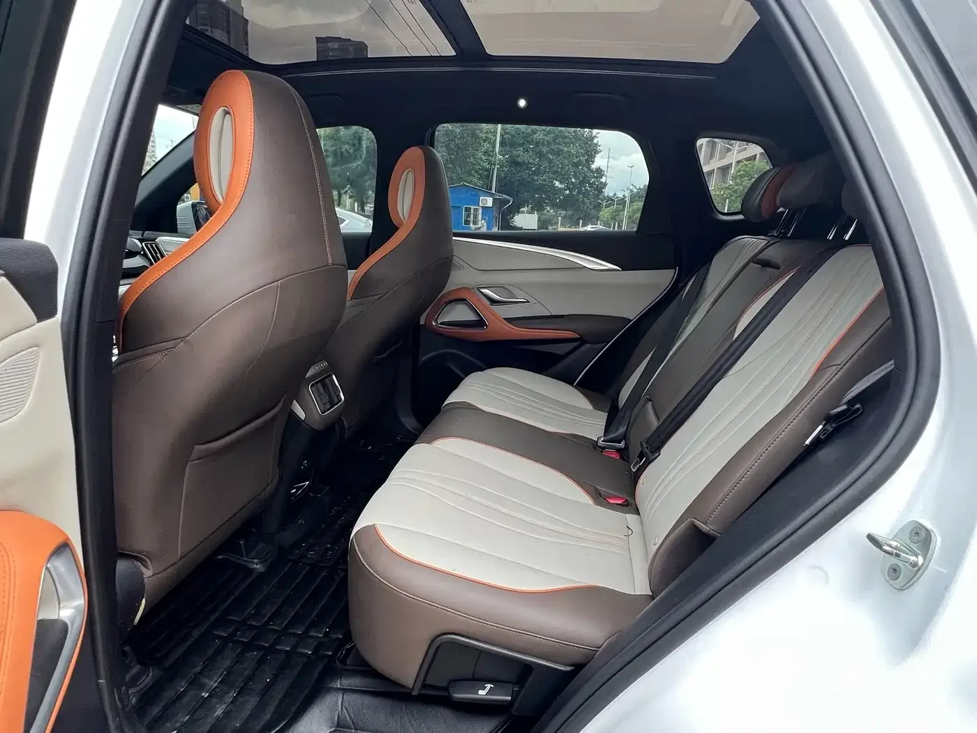 BYD Song Pro New Energy 2022 DM-i 51km Premium — Фото автомобиля 4