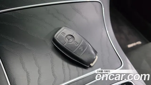 Mercedes-Benz C-Class — Фото автомобиля 29