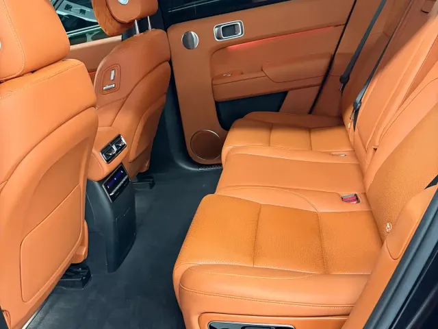 Li Auto L7 — Фото автомобиля 14