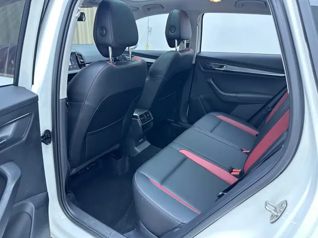 Skoda Karoq — Фото автомобиля 8