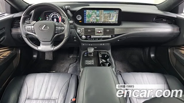Lexus LS — Фото автомобиля 6