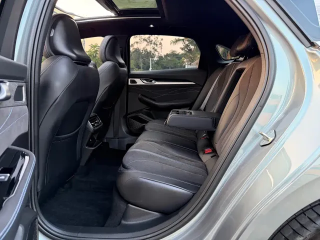 Geely Xingrui — Фото автомобиля 14