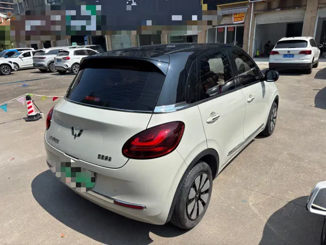 Wuling Bingo — Фото автомобиля 9