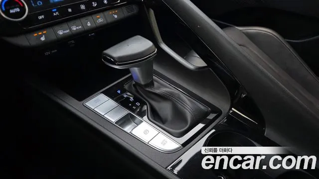 Hyundai AVANTE — Фото автомобиля 9