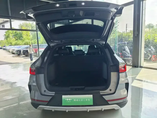 BYD Song PLUS — Фото автомобиля 12