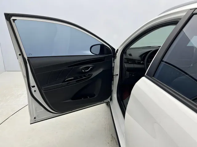 Toyota YARiS L Zhi Xuan — Фото автомобиля 20