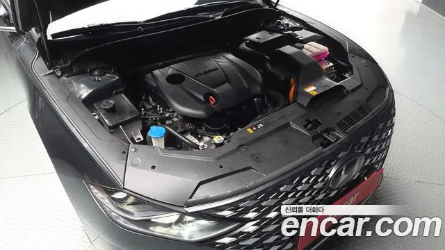 Hyundai Grandeur (New) Hybrid — Фото автомобиля 9