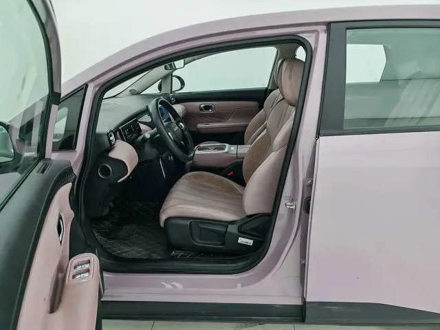 GAC Aion UT — Фото автомобиля 4