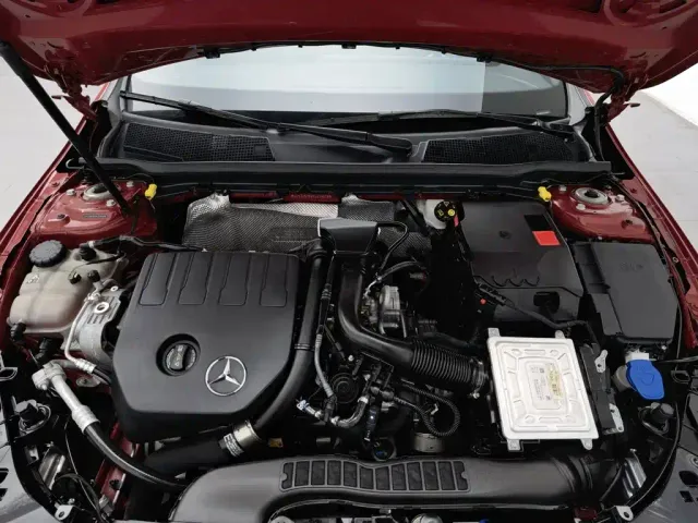 Mercedes-Benz A-Class — Фото автомобиля 6