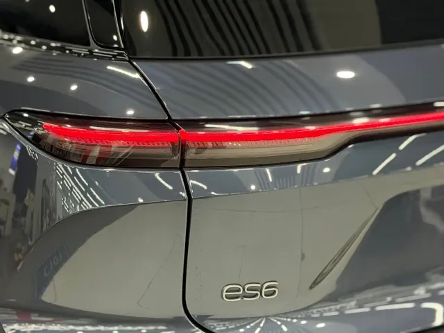 Nio ES6 — Фото автомобиля 17