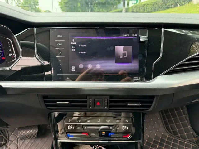 Volkswagen Passat — Фото автомобиля 10