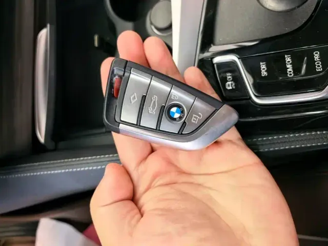 BMW 5 Series — Фото автомобиля 8
