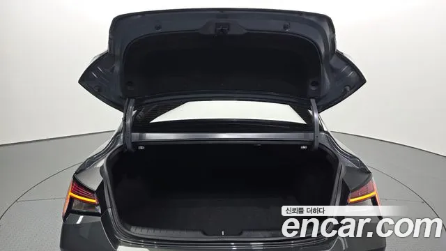 Hyundai Avante CN7 — Фото автомобиля 19