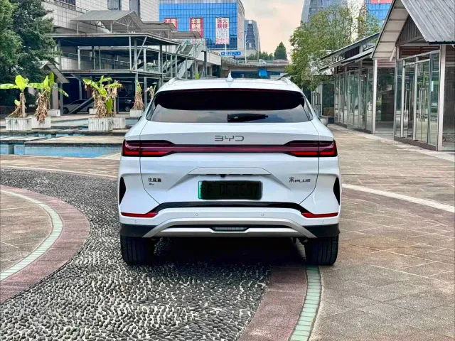 BYD Song PLUS — Фото автомобиля 17