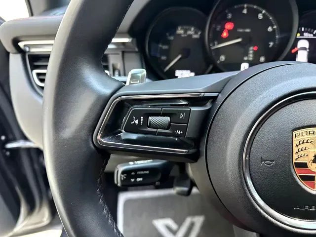 Porsche Macan — Фото автомобиля 15