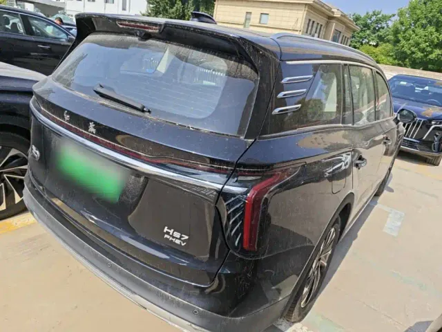 Hongqi HS7 PHEV — Фото автомобиля 6