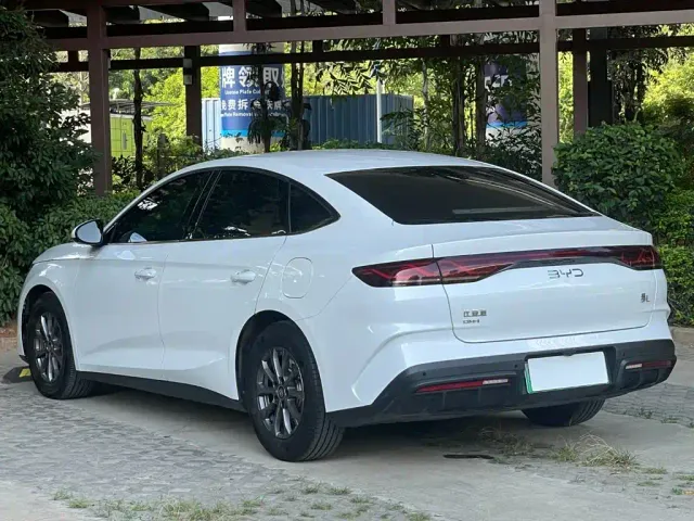 BYD Qin L 2024 DM-i 80KM Leading Edition — Фото автомобиля 12