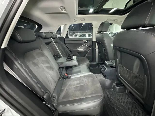 Audi Q3 — Фото автомобиля 10