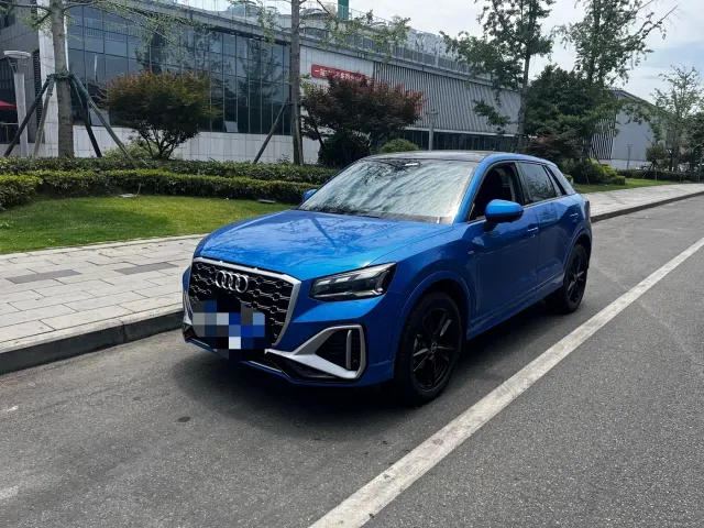 Фотография автомобиля — Audi Q2L