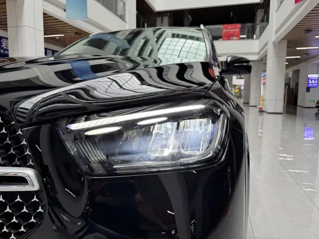 Mercedes-Benz GLE-Class — Фото автомобиля 21