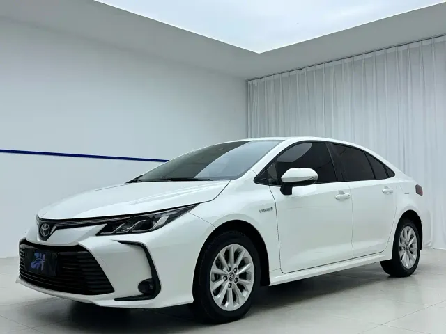 Фотография автомобиля — Toyota Corolla