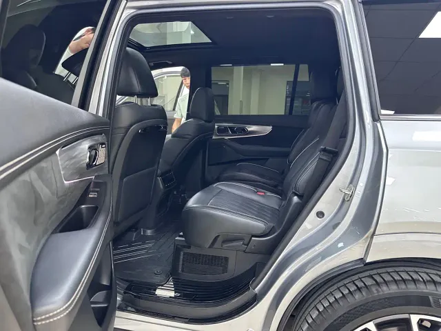 GAC Trumpchi GS8 — Фото автомобиля 7