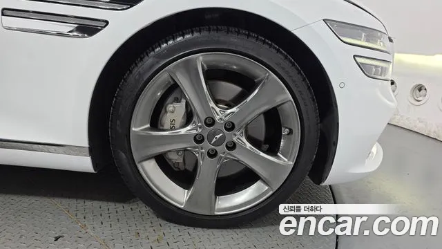 Genesis G80 RG3 — Фото автомобиля 6
