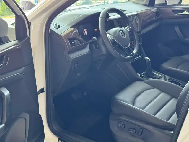 Volkswagen Tharu — Фото автомобиля 14