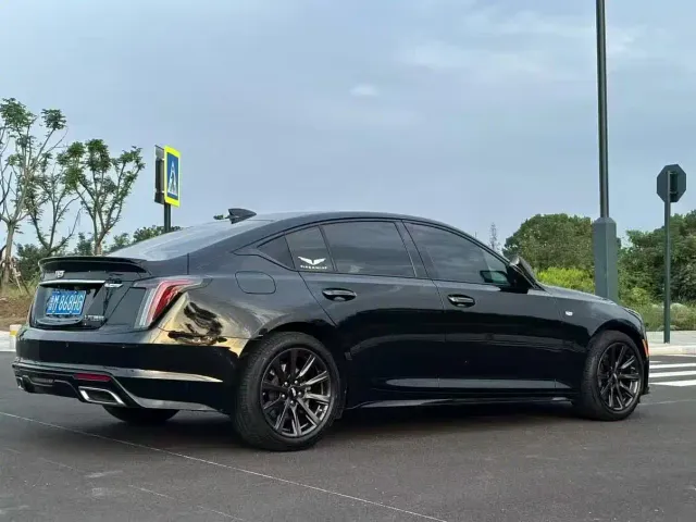 Cadillac CT5 — Фото автомобиля 7