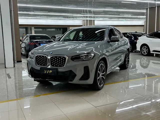Фотография автомобиля — BMW X4
