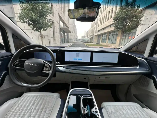 Maxus G90 — Фото автомобиля 7