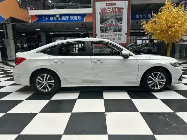 Honda Civic — Фото автомобиля 6