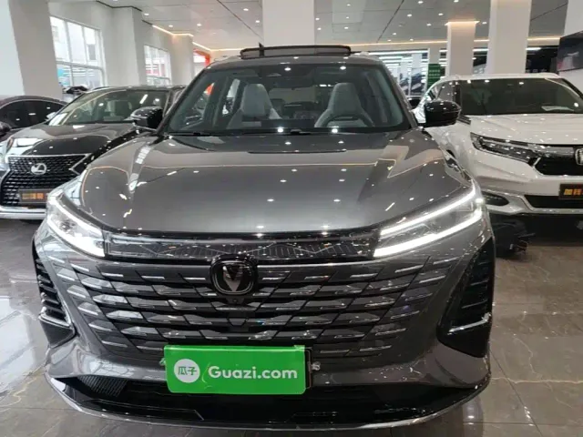 Changan CS75 Plus — Фото автомобиля 2